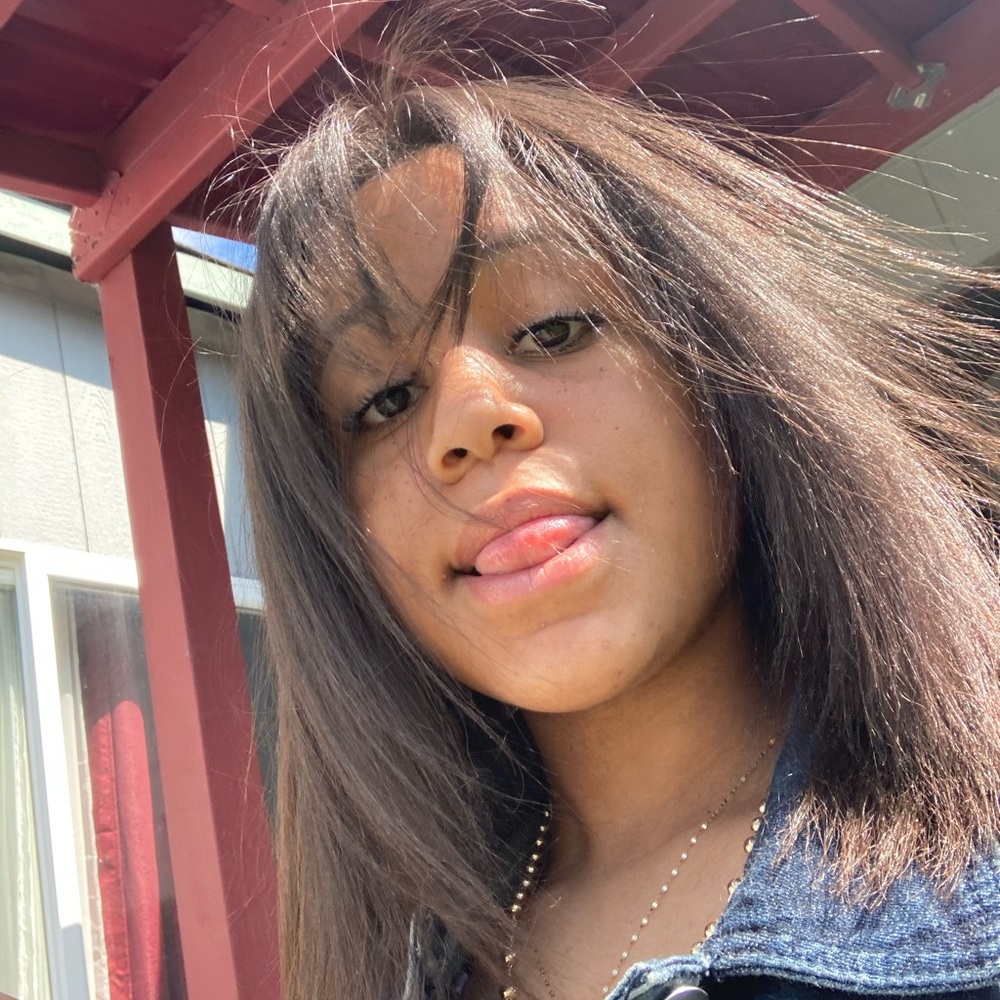 Meet your Posher, Dahianna